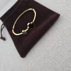 ゴールド クローバー ブレスレット