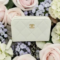 CHANEL シャネル ミニ ジップ マトラッセ コインケース ホワイト