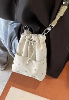 VEILA ショルダーバッグ 巾着型