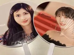 TWICE うちわ　モモ