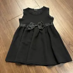 黒 リボン付きワンピース