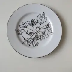 2026年最新】堀井和子 食器の人気アイテム - メルカリ