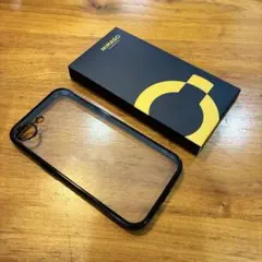 iPhone 17e 光沢ブラックカバーのサムネイル