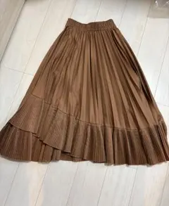 ブラウン プリーツロングスカートのサムネイル