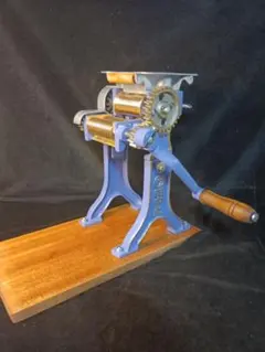 Item thumbnail for item c6d1d077-2c0c-4da4-877c-b7f8fbf3c308