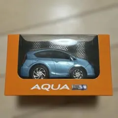トヨタ アクア NHP10 前期 カラーサンプル ミニカー ⑧ 5A3 イエロー