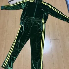 NERDY ベロアジャージセット 緑色のサムネイル