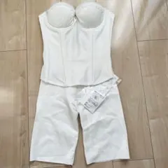 ビスチェ　ガードル　ウェディング