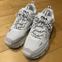FILA 厚底スニーカー ホワイトのサムネイル