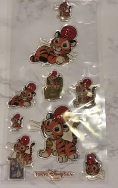 ディズニーシー　チャンドゥ　立体クリアステッカーのサムネイル