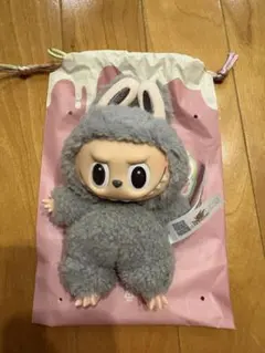 Popmart ラブブ Macaron Sesame Bean