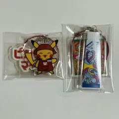 ピカチュウ　　ユニラン　2連アクリルキーリングコレクション　ピカピカマート　①