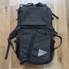 and wander バックパック リュック ブラックのサムネイル