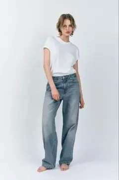 美品　ZARA バギー　ミッドライズジーンズ　ライトブルー　38 11号
