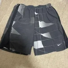 NIKE ショートパンツ　インナー付き　ドライフィット