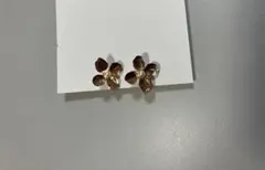 【新品】樹脂ノンホールピアス　花モチーフ