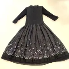 日本製 JUNO ジュノー 高級キュプラ プリーツロングワンピース 黒 刺繍40