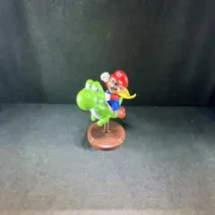 スーパーマリオ チョコエッグ マントマリオ&ヨッシーのサムネイル