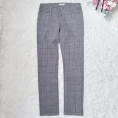 ナチュラルビューティーベーシック カジュアルパンツ