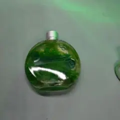 緑色植物デザインガラス置物