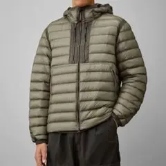 C.P. COMPANY フード付きダウンジャケット オリーブグリーン
