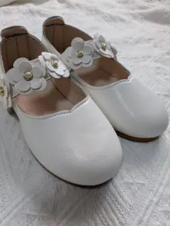 フォーマルシューズ 靴 花 ホワイト 卒園式 入園式 結婚式 19センチ