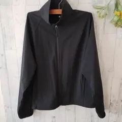 2025 UNIQLO　ウルトラストレッチアクティブブルゾン黒Ｌ試着程度