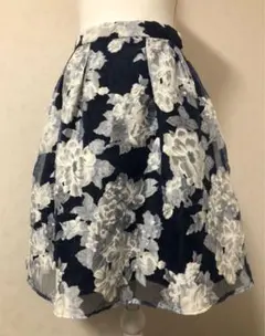 美品★INGNI(イング)花柄オーガンジースカート★フラワースカート