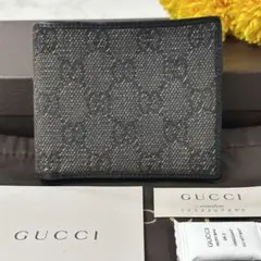 新品同様‼️ グッチ　GUCCI 財布　二つ折り　折り財布　シマレザー