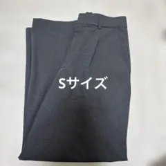 ユニクロ　タックワイドパンツ