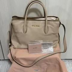 miumiu バック マドラスバッグのサムネイル