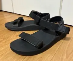 ユニクロ JW ANDERSON サンダル Mサイズ 黒のサムネイル
