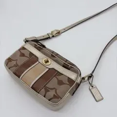 COACH コーチ シグネチャー ショルダーバッグ カメラバッグ ターンロック