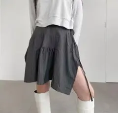 ダークグレー ストライプ フレアミニスカート