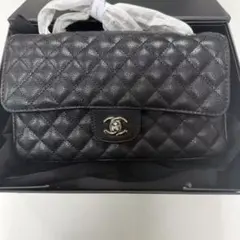 希少な美品 ブラック キルティング ショルダーバッグ BOX付