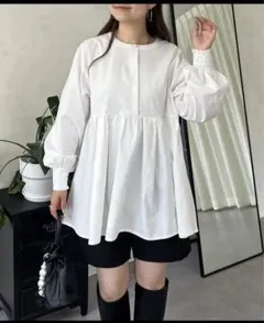 新品prose verse＊パールボタンタックギャザーペプラムブラウス Mサイズ