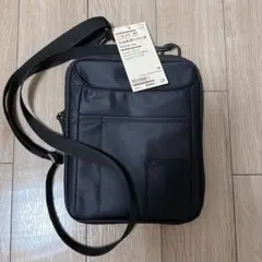 無印　ペン差し付き撥水ショルダーバッグ　新品