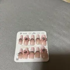 フラワー装飾ピンクネイルチップ M