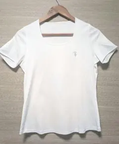 未使用　TRUSSARDI　シルバー刺繍 ホワイトTシャツのサムネイル