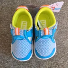 Item thumbnail for item 44e90116-ec99-420c-8fc3-66628a3ad98a