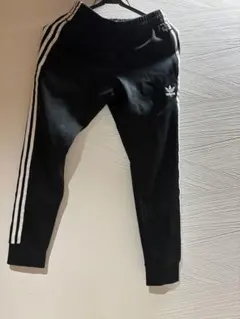 アディダス トラックパンツ