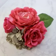 ピンクのフラメンコ花髪飾り(送料込)