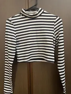 H&M タートルネック クロップドトップス S