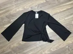 H&M 長袖カットソー　黒　薄手生地　Mサイズ　タグ付