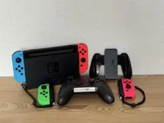 Nintendo Switch 本体 ネオンブルー ネオンレッドのサムネイル
