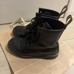【美品】Dr.martens 8ホール UK5