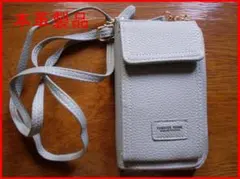 【新品・未使用】水色　スマホ　ポシェット　本革製品