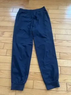 UNIQLO ウルトラストレッチアクティブジョガーパンツ