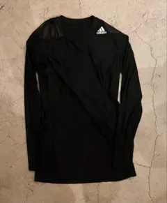 adidas TECHFIT ブラック 長袖Tシャツ　サイズ不明