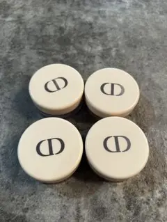 ディオールスキンフォーエバークッションパウダー 4個セット